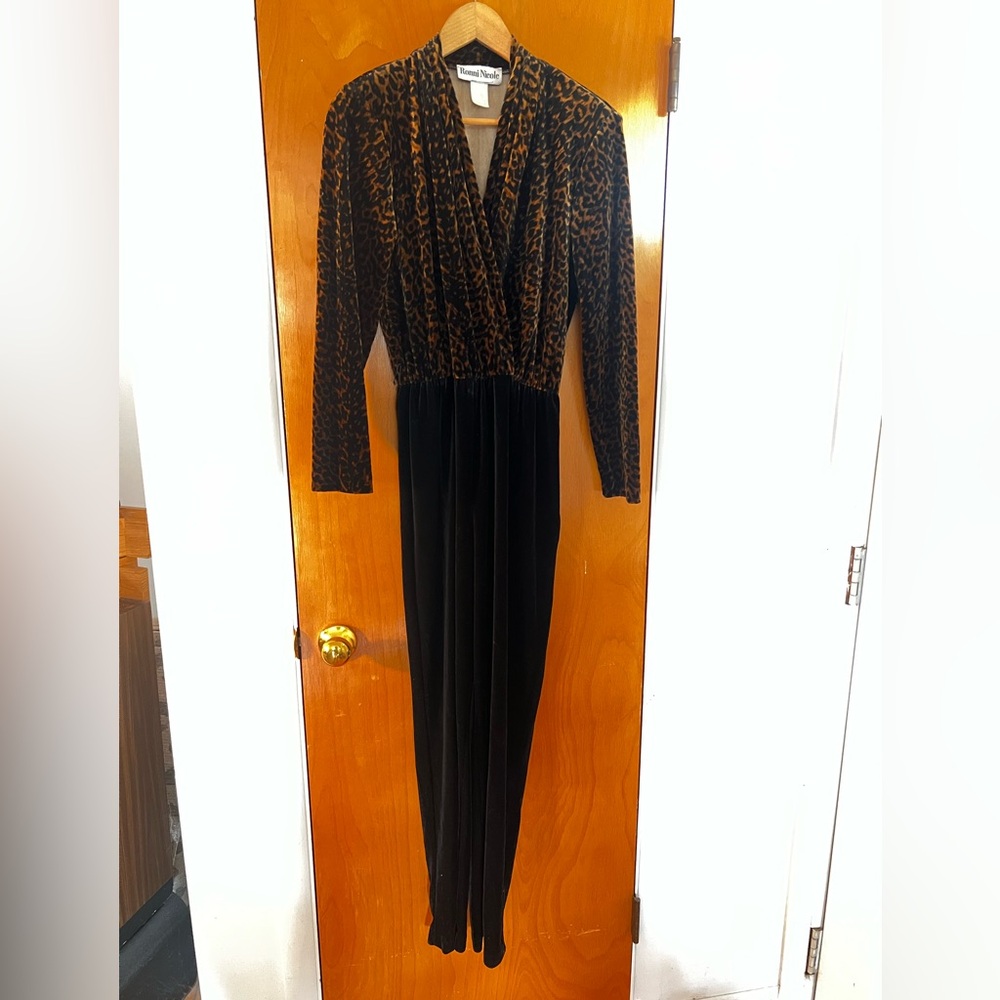 Vintage 80’s/90’s Velvet Deep-V Leopard Print Jumpsuit
